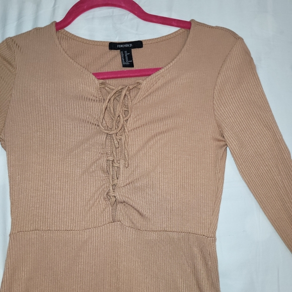 Forever 21 dress - Picture 2 of 8